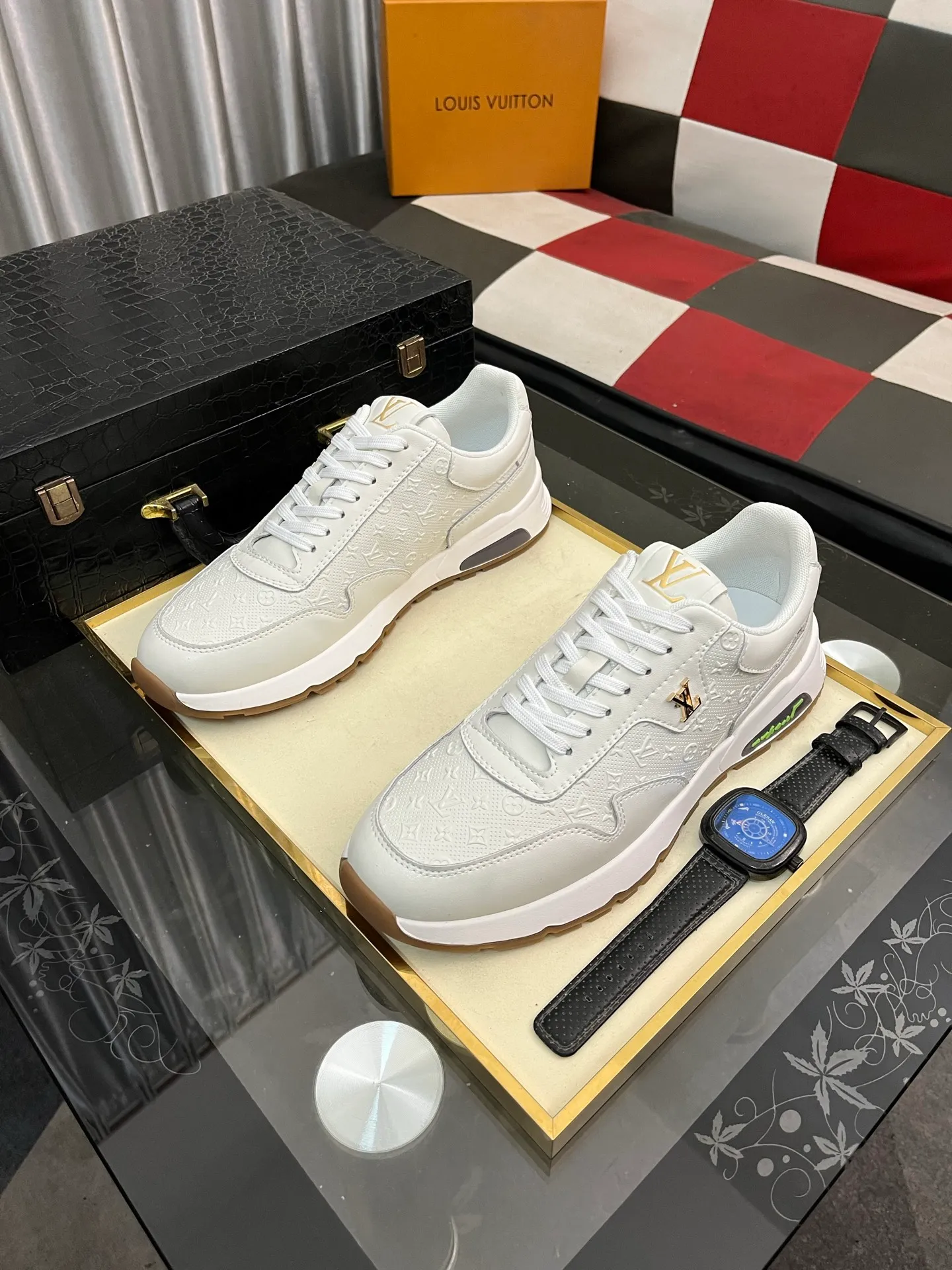 Men's shoes 💰458⌚️⌚️[Louis Vuitton LV] Dad shoes are popular casual sports shoes with outsole, breathable and comfortable, easy to walk, trendy men's versatile fly woven epoxy with ➕leather lining➕Gucci's popular original outsole, sports and running style, super comfortable. Size 38-442️⃣Colors available